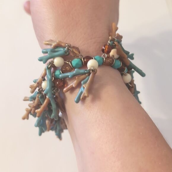 678 Blue and Brown "Branches" Cream Beaded Cha‎ Cha Bracelet - Picture 2 of 4